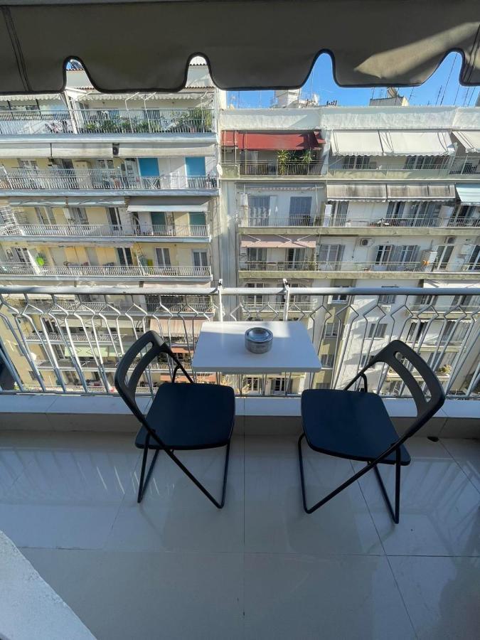 Central Sunny Apartment Tesalónica Exterior foto